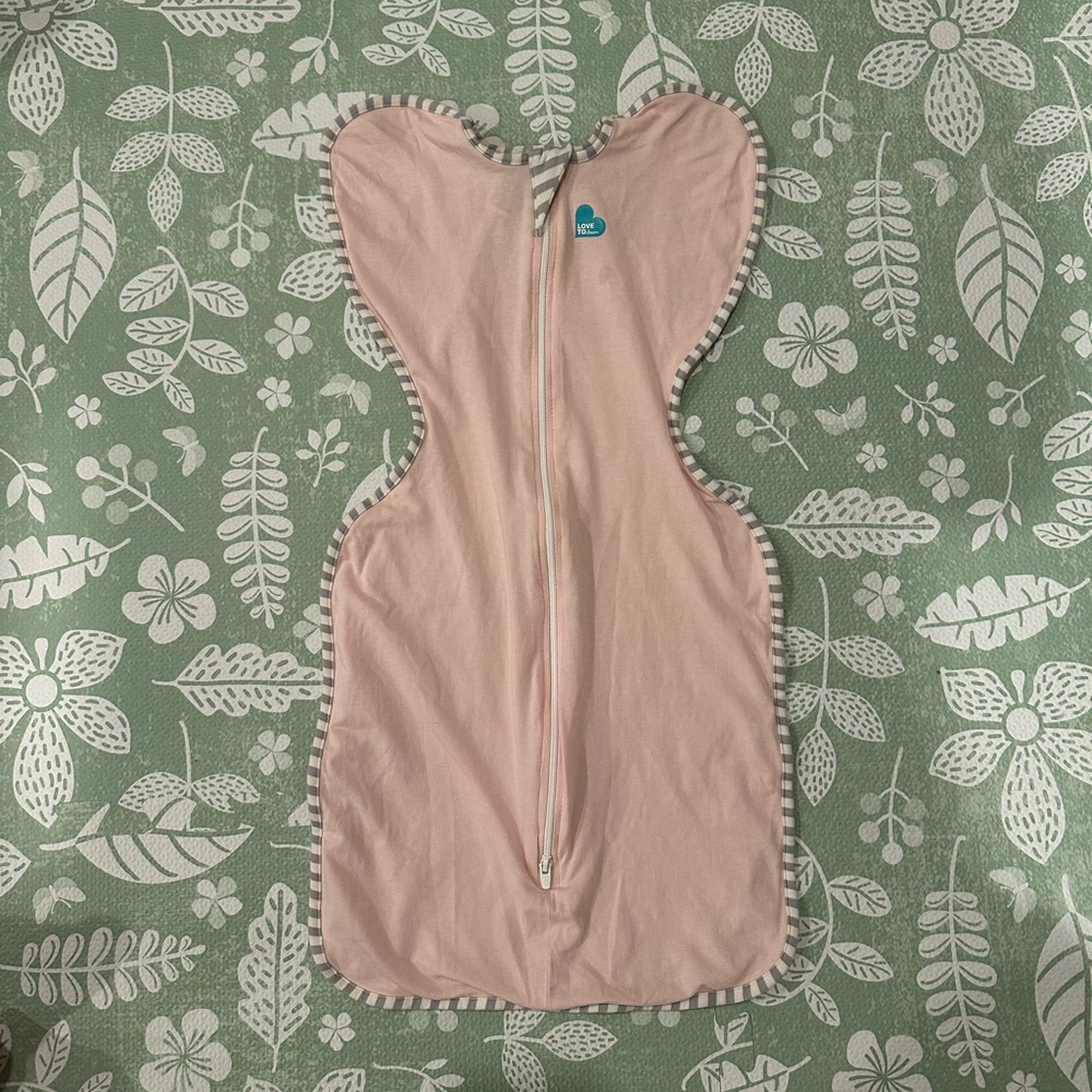 Love to Dream Swaddle Up Lite in Soft Pink and Gray